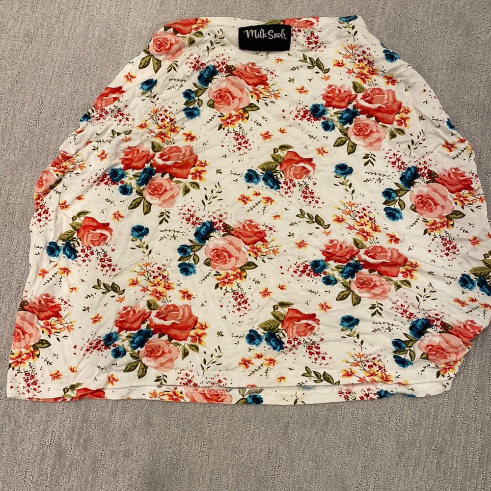 Milk snob nursing cover/car seat cover